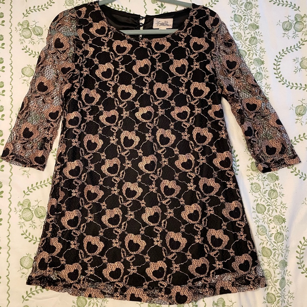 Elegant Black and Pink Lace Dress